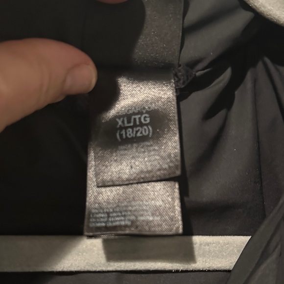 The North Face Kids Black Puffer Jacket - Picture 3 of 3